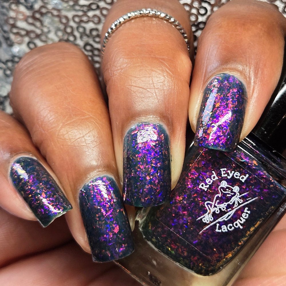 Red Eyed Lacquer | Gwi Ma
