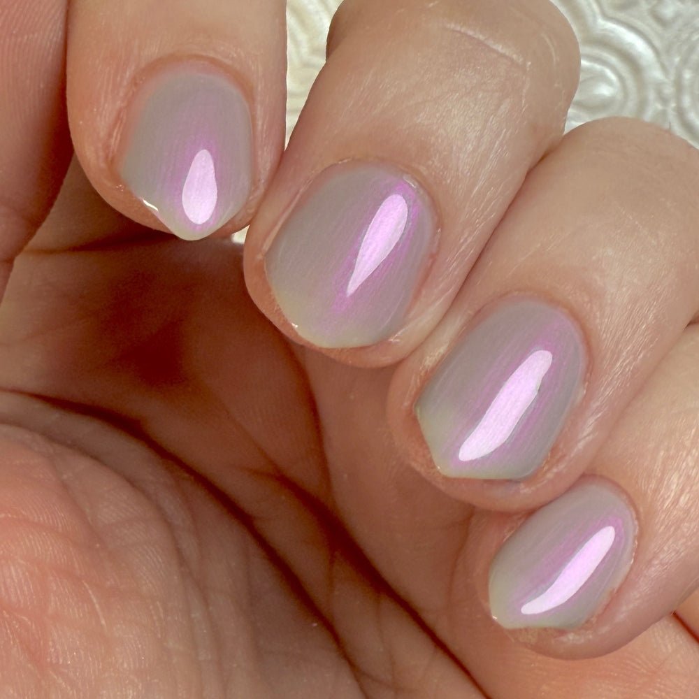 Sassy Cats Lacquer | It's giving Apparition Light