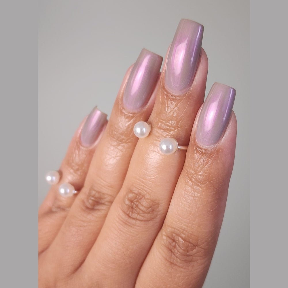 Sassy Cats Lacquer | It's giving Apparition Light
