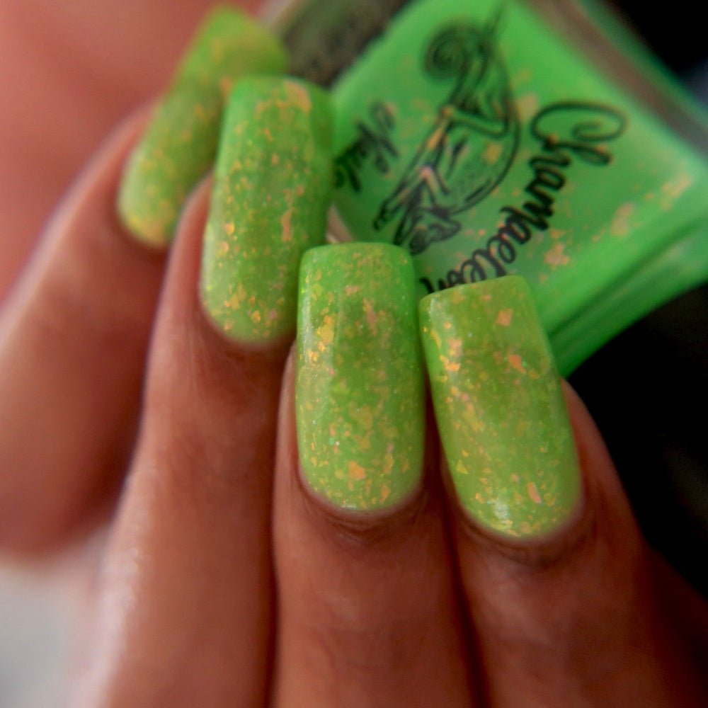 Chamaeleon Nails | Primeval Garden