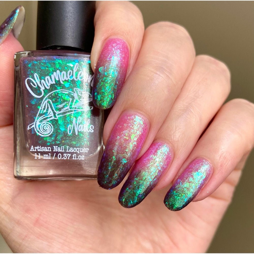 Chamaeleon Nails | Emotional Metamorphosis