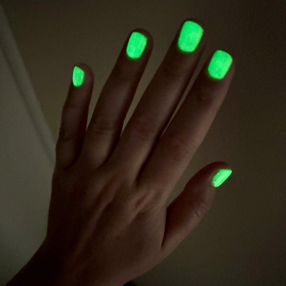 Chamaeleon Nails | Primeval Garden