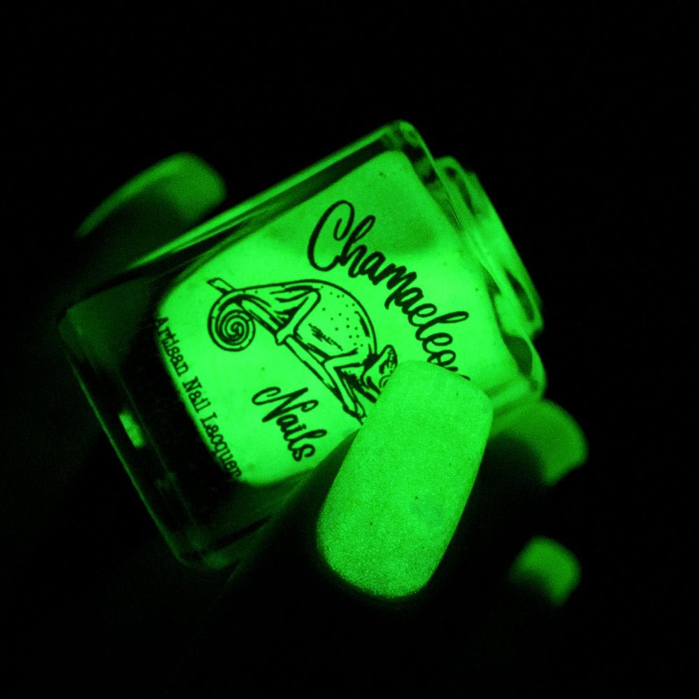 Chamaeleon Nails | Primeval Garden