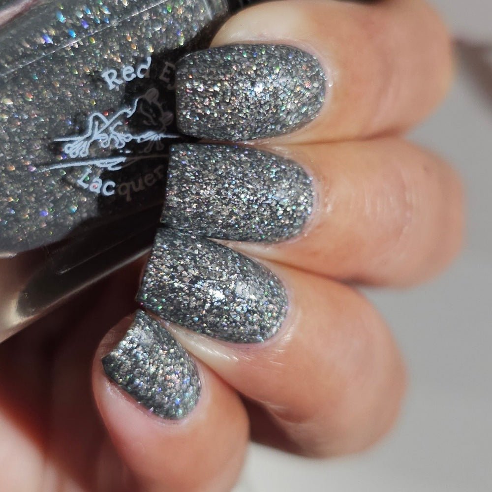 Red Eyed Lacquer | Im Trying Really Hard Not To Connect To People Right Now