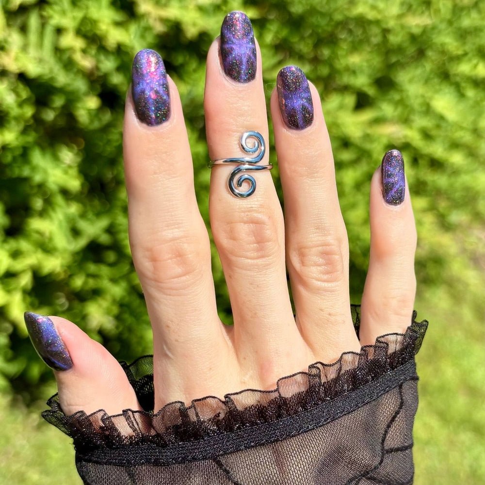 Raven Lacquer | Allergic to Color