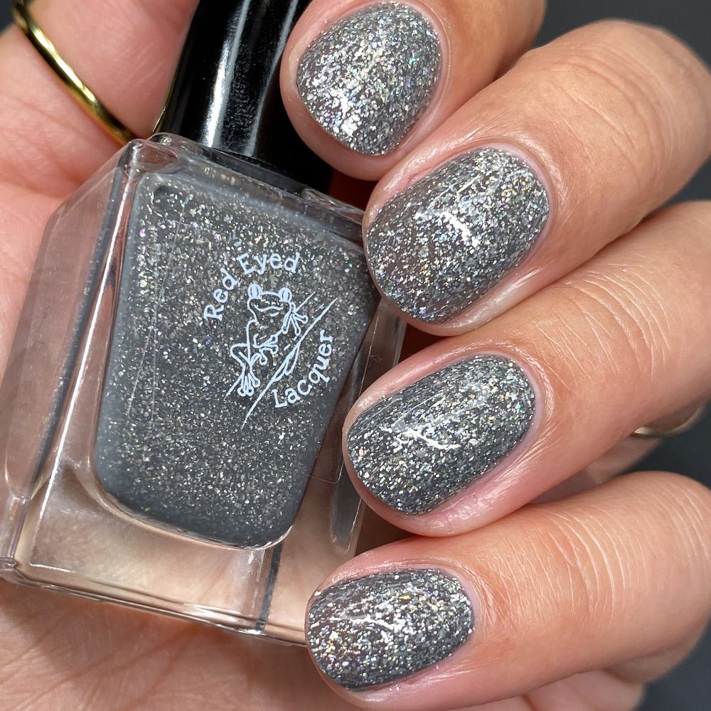 Red Eyed Lacquer | Im Trying Really Hard Not To Connect To People Right Now