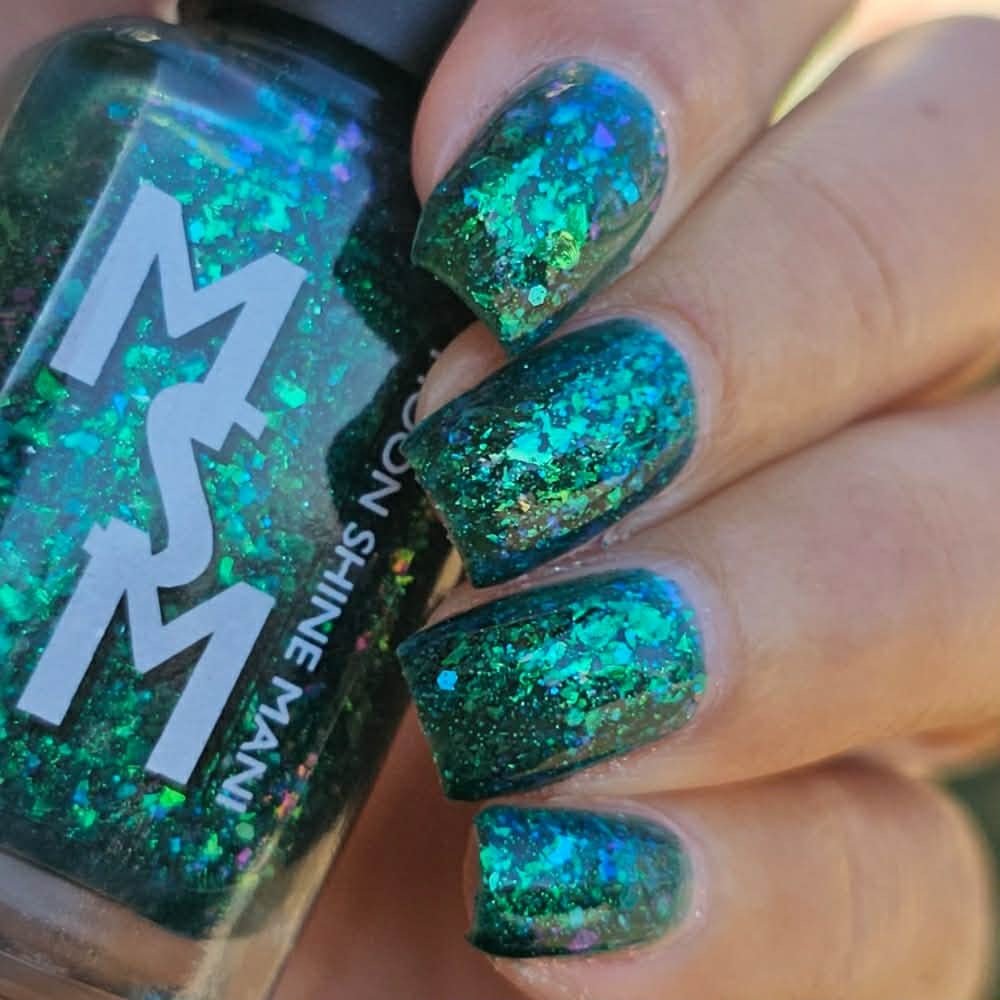 Moon Shine Mani | Aviar
