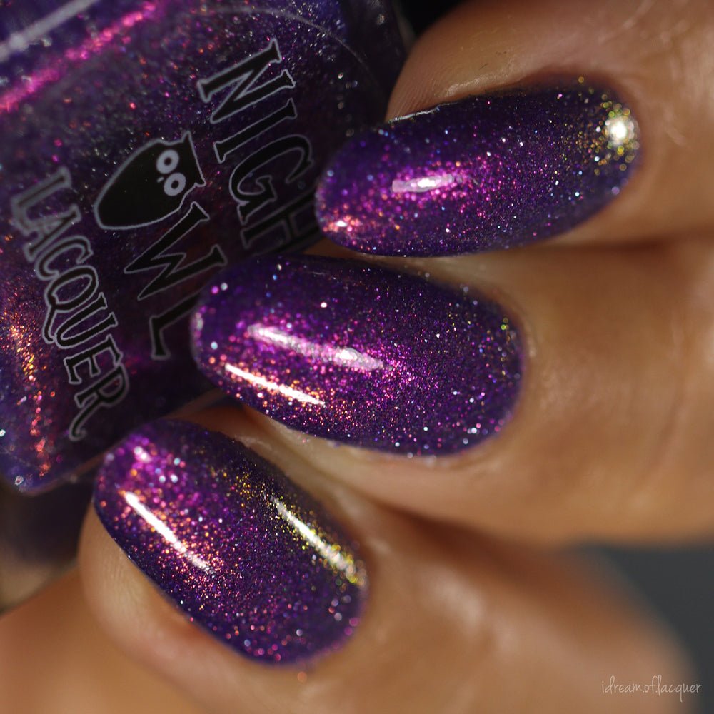 Night Owl Lacquer | Remembering in the Wrong Direction