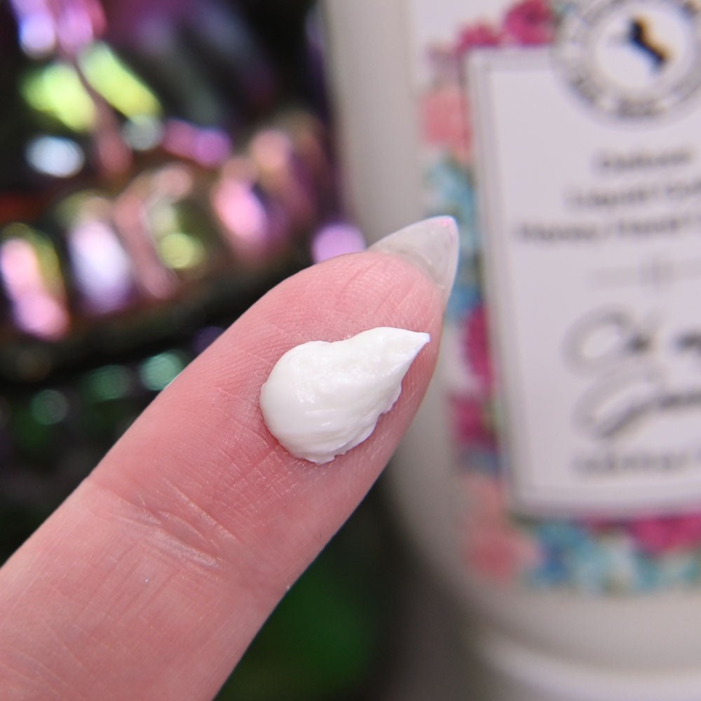 Unicorn Magic Skincare | Deluxe Liquid Gold Honey Handcreme scented in Oh my Gourd!